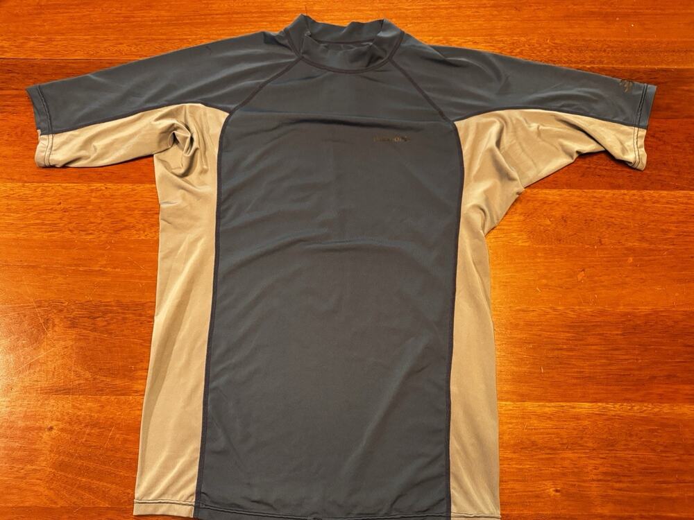 XL Patagonia R0 Rash Guard Surf Shirt Short Sleeve Colorblock Swim Men’s